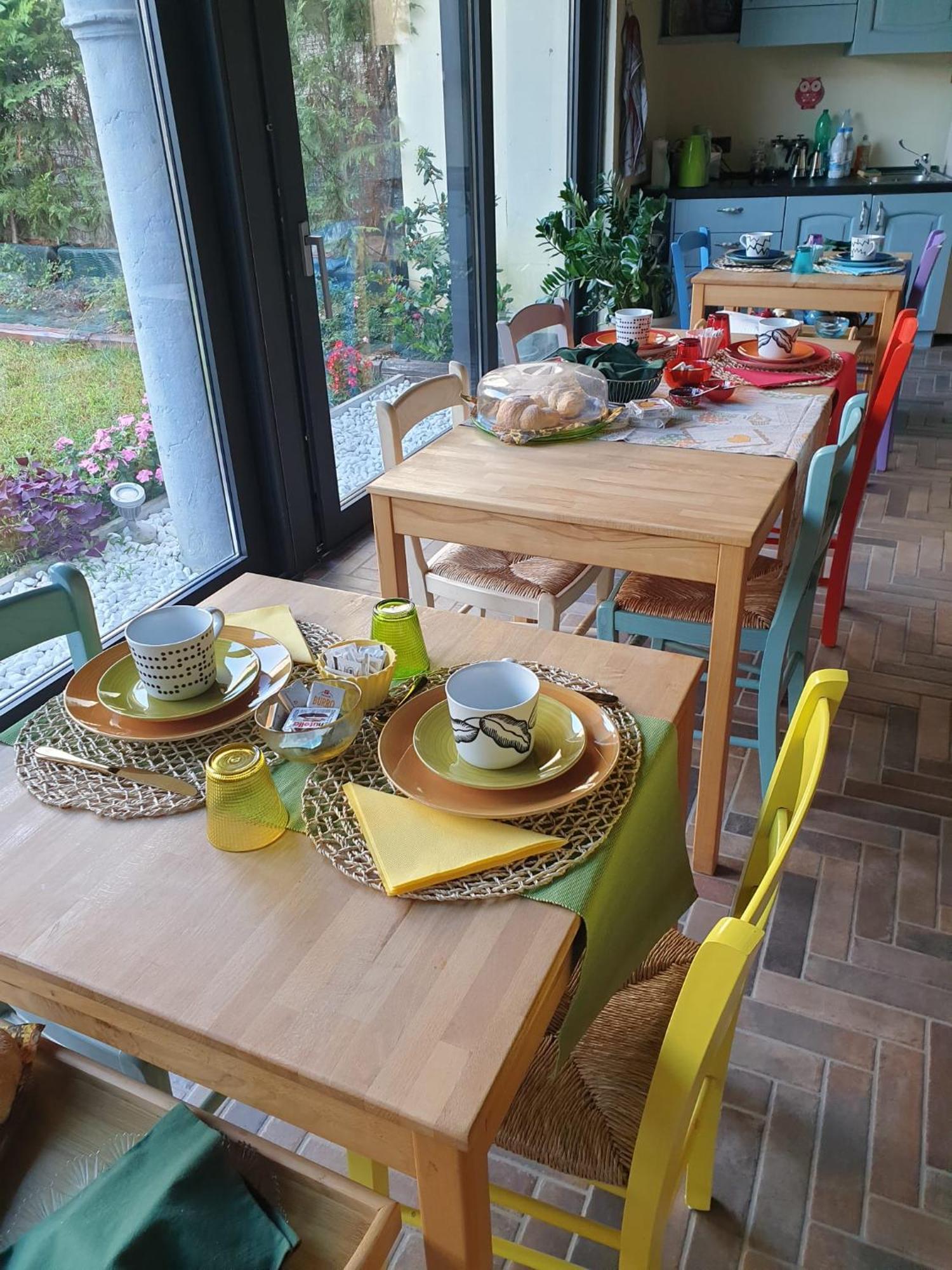 Le Tre Arti Bed & Breakfast Gavirate Eksteriør bilde