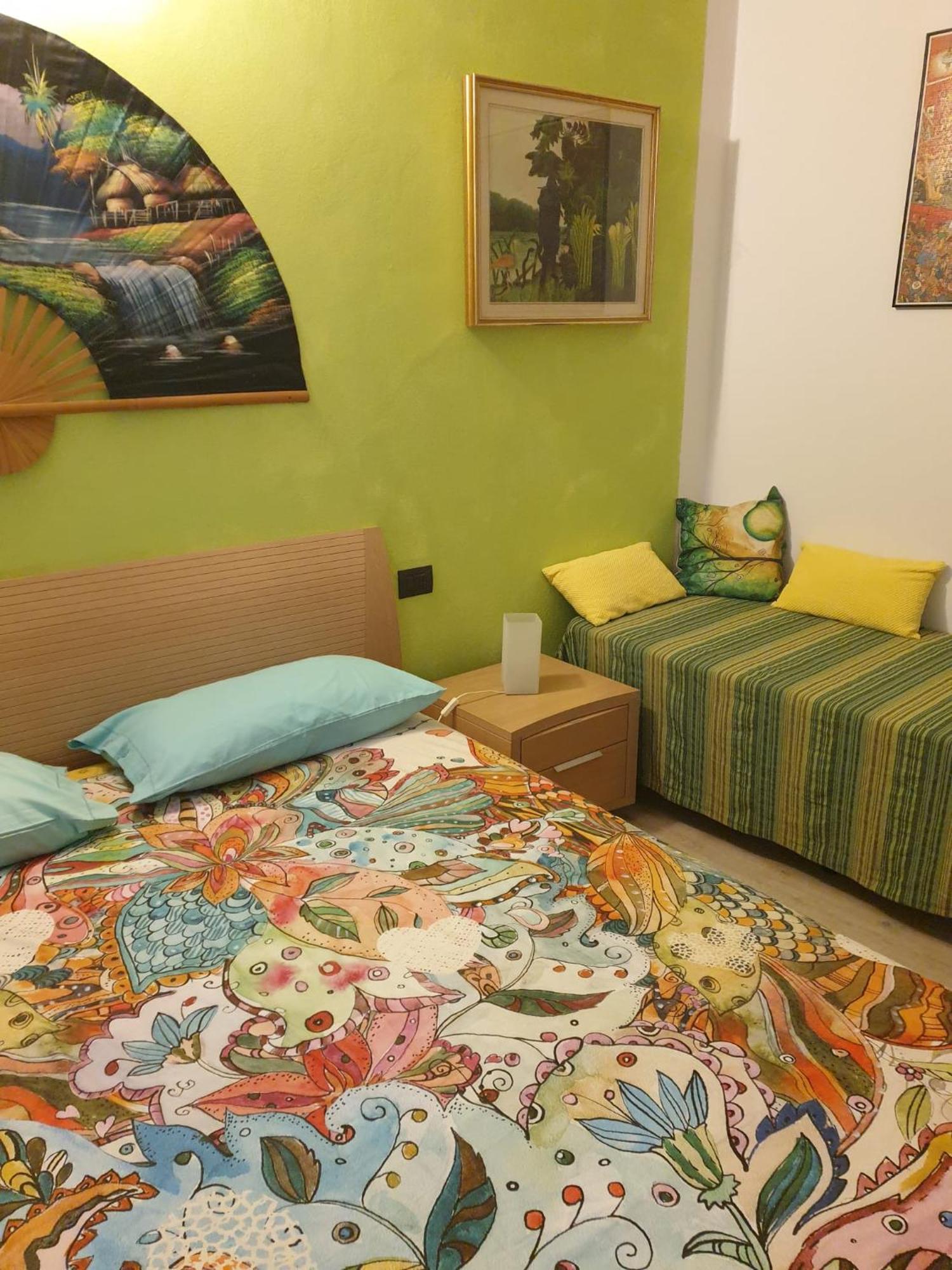 Le Tre Arti Bed & Breakfast Gavirate Eksteriør bilde